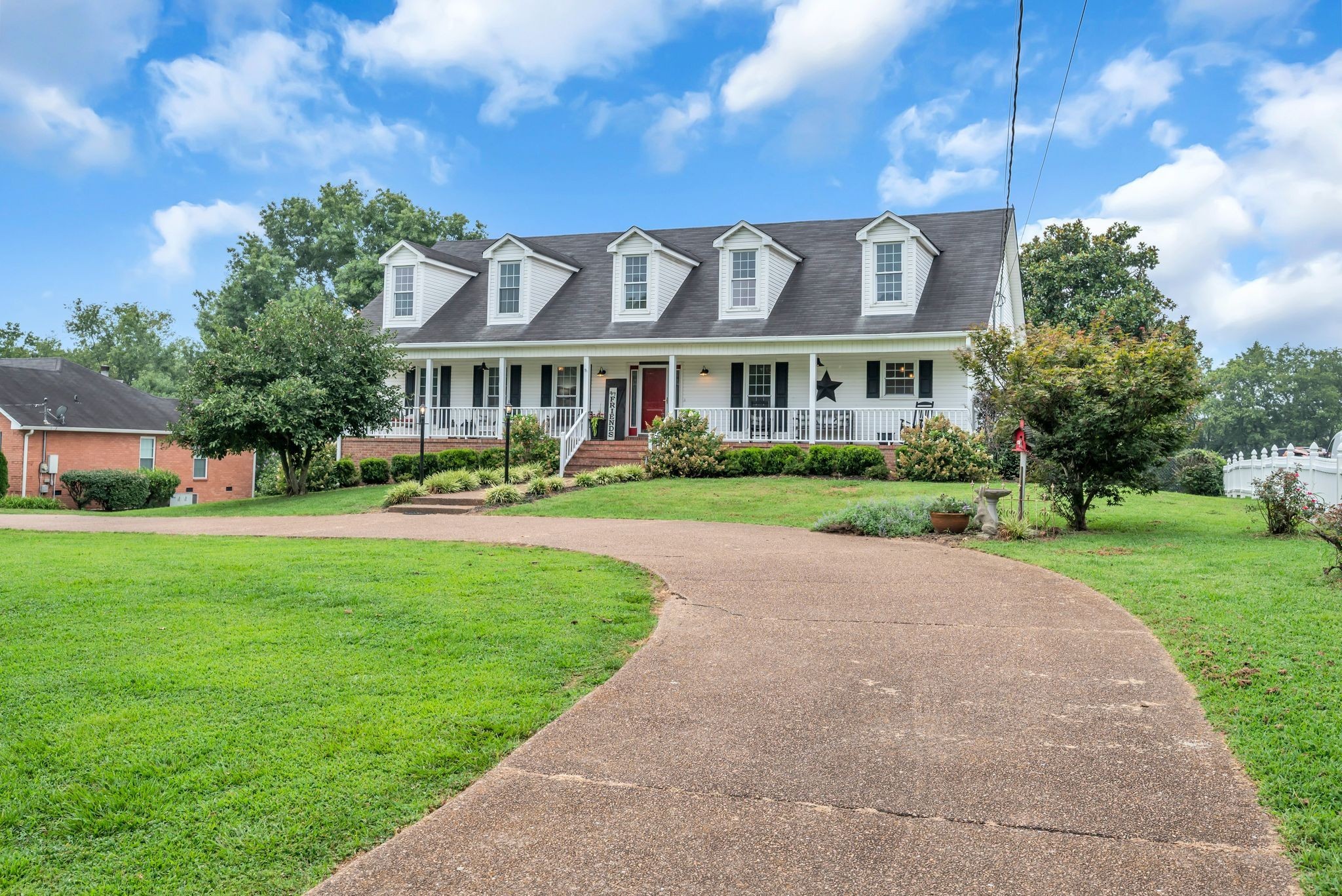 2712 Long Hollow Pike
