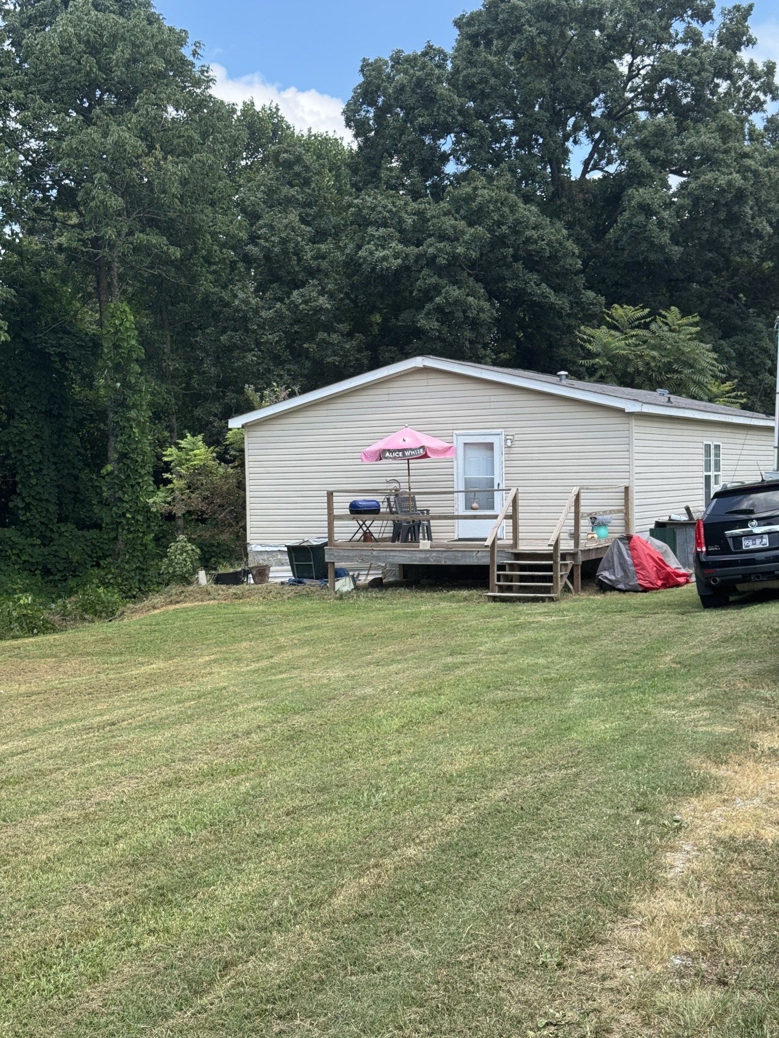 241 Greenfield Rd