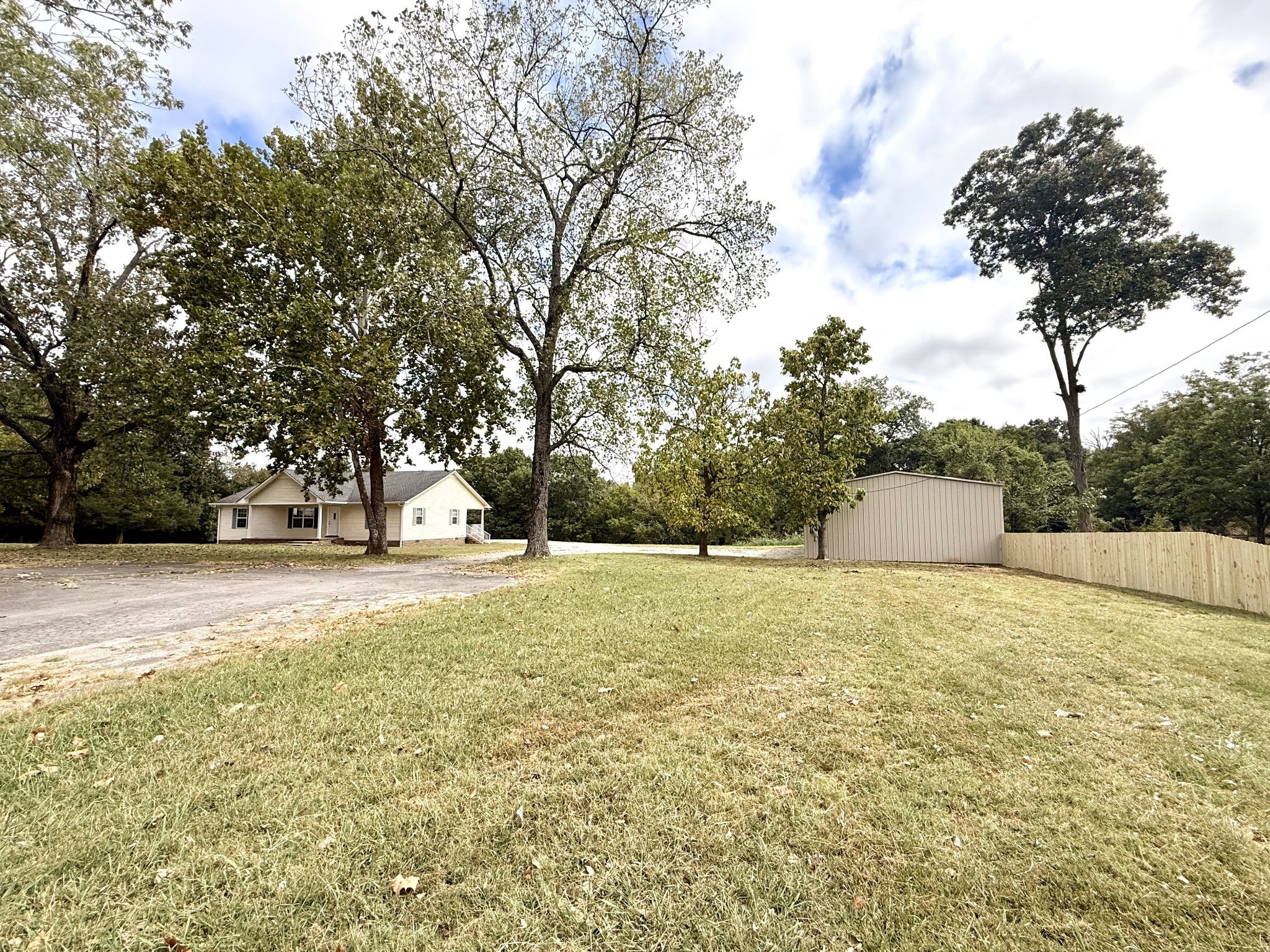 1235 Yell Rd