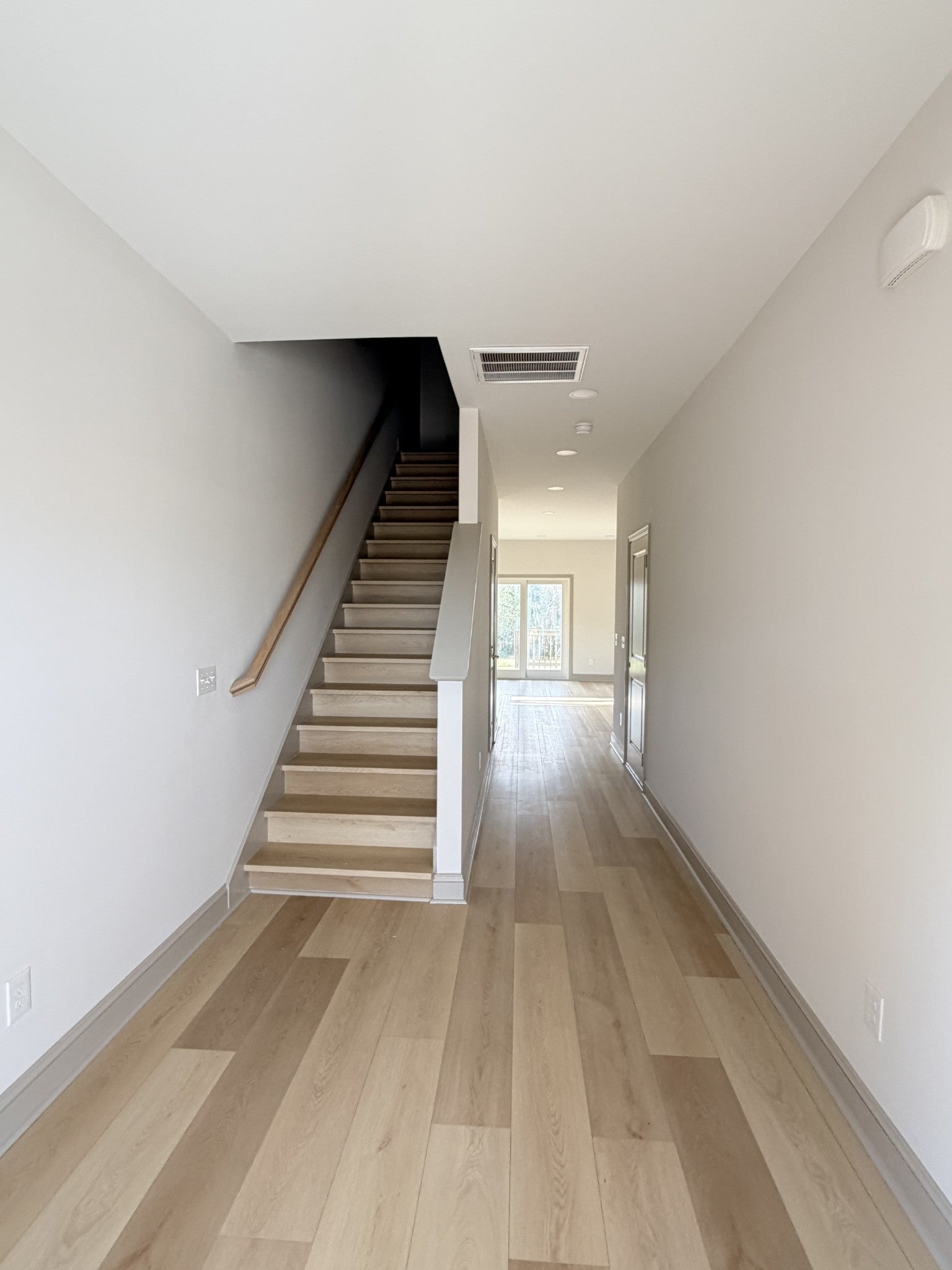 200 Hickory Ave