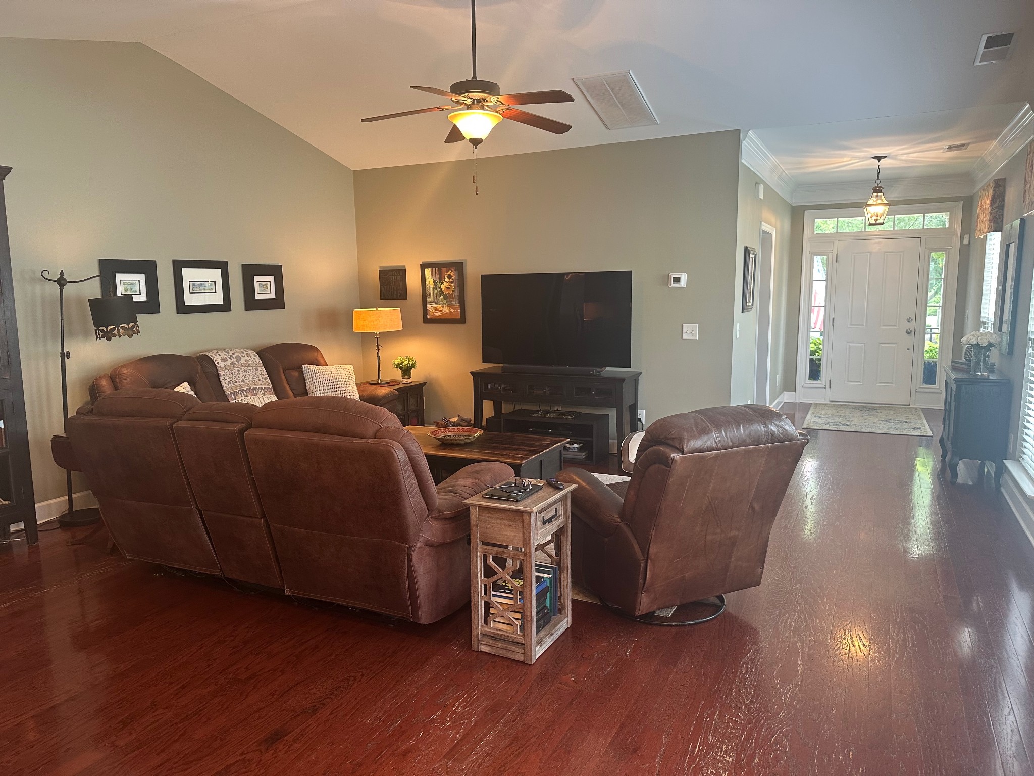 Nashville, Tennessee 37211, United States, 2 Bedrooms Bedrooms, ,2 BathroomsBathrooms,Residential,Active,189578