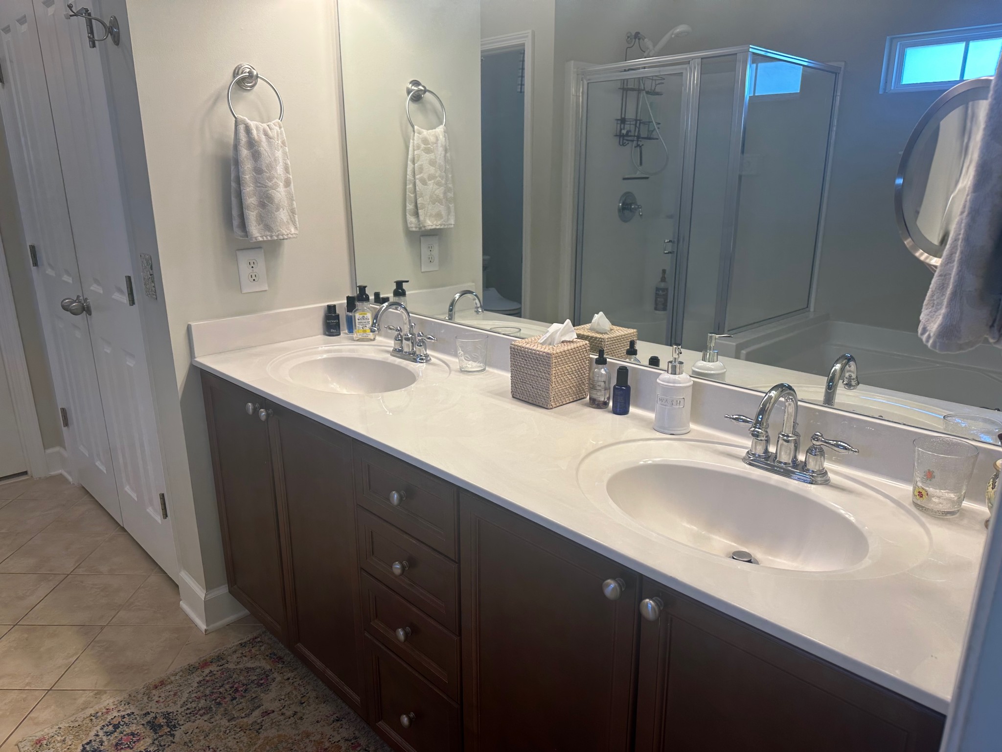 Nashville, Tennessee 37211, United States, 2 Bedrooms Bedrooms, ,2 BathroomsBathrooms,Residential,Active,189578