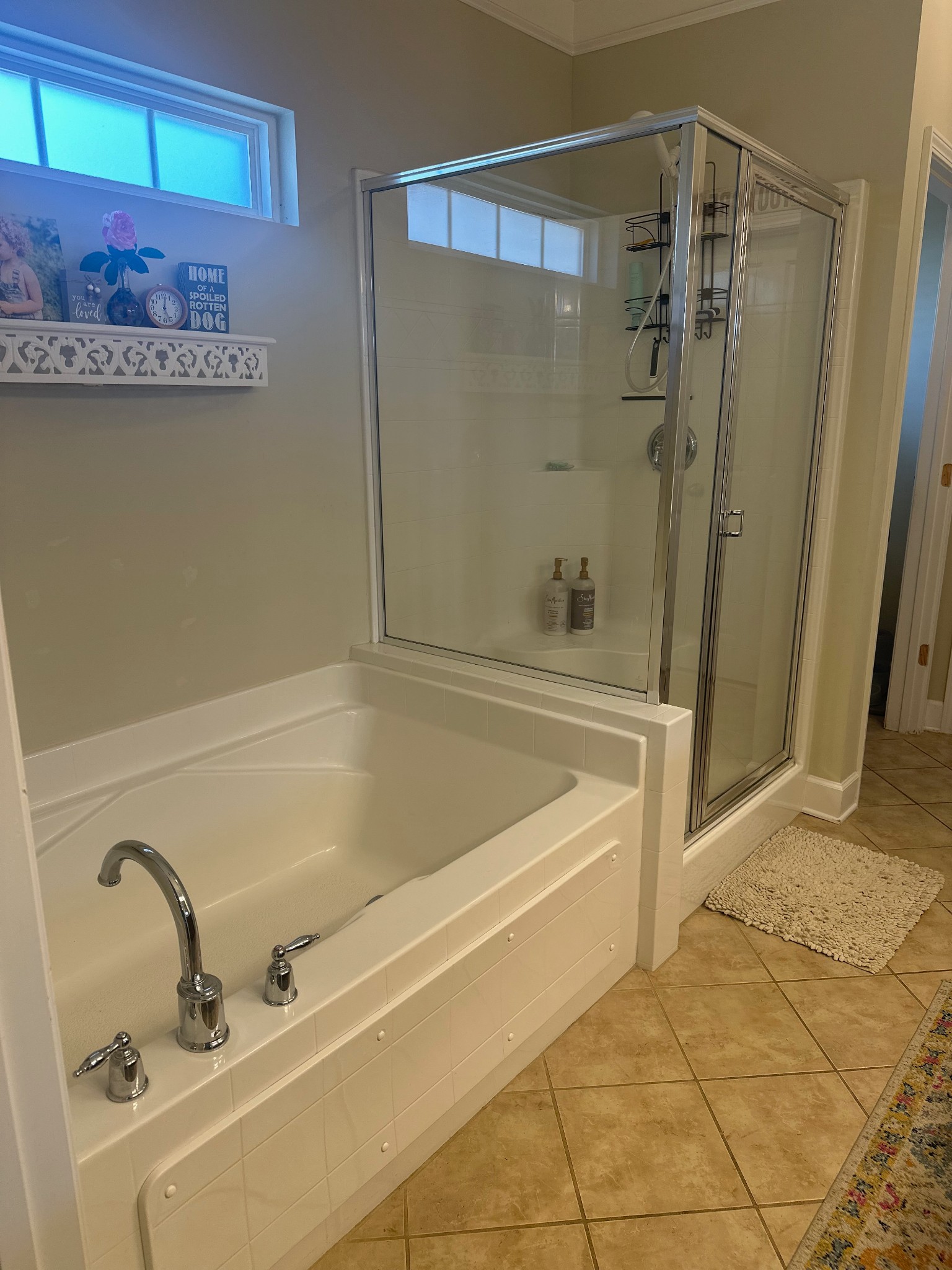 Nashville, Tennessee 37211, United States, 2 Bedrooms Bedrooms, ,2 BathroomsBathrooms,Residential,Active,189578