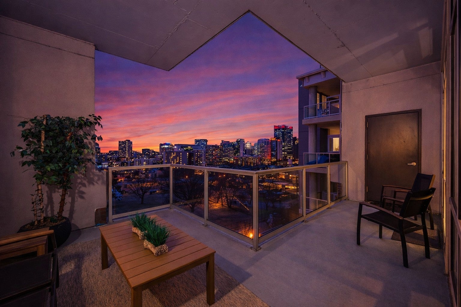 20 Rutledge St 606