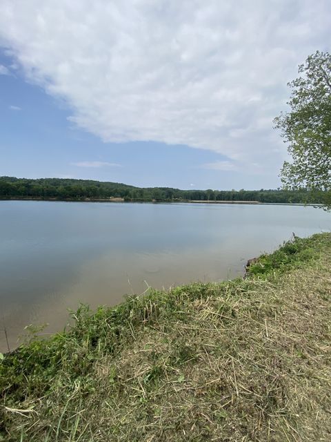 269 Hardin Bottom River Road Clifton TN 38425