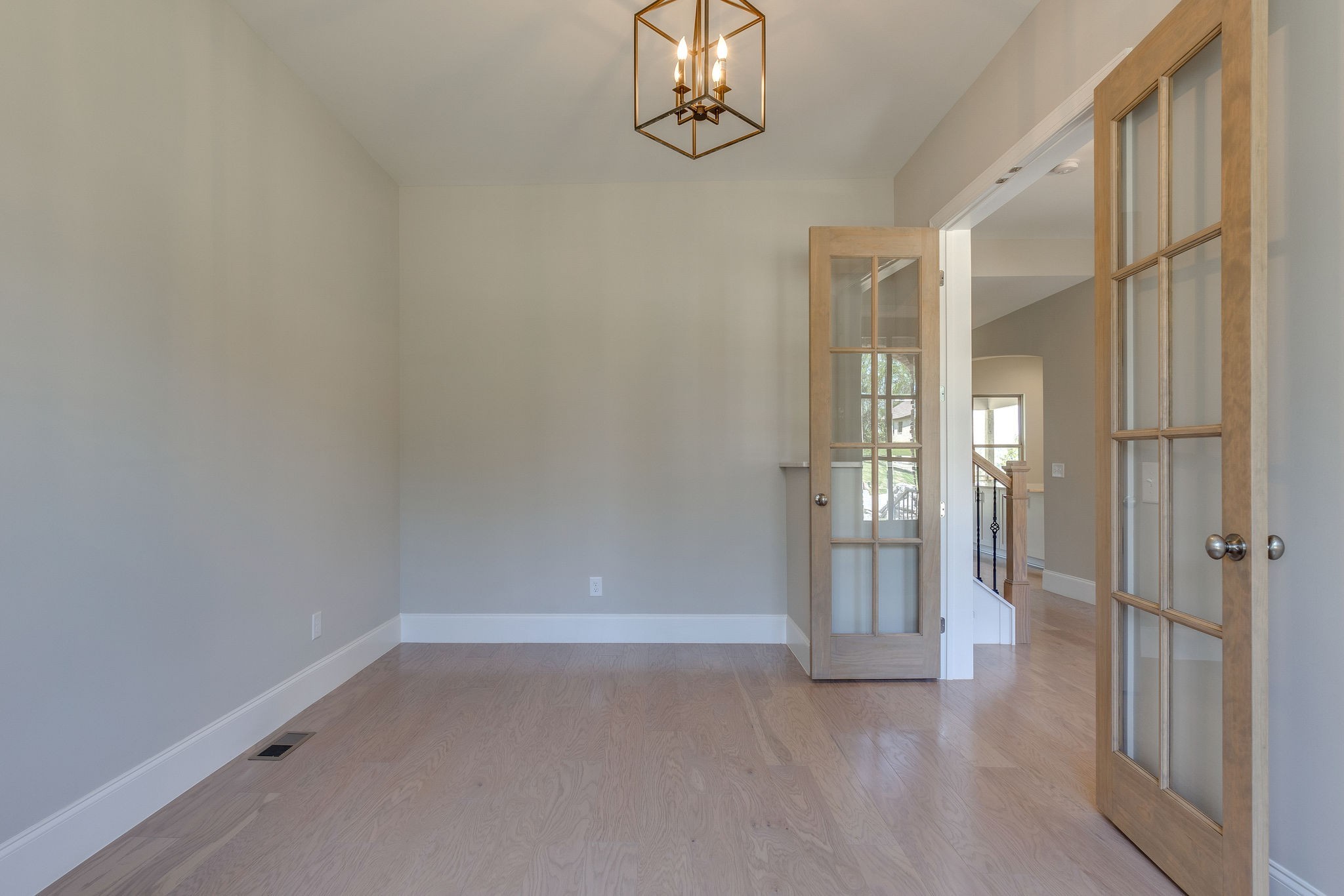205 Sydney Dr