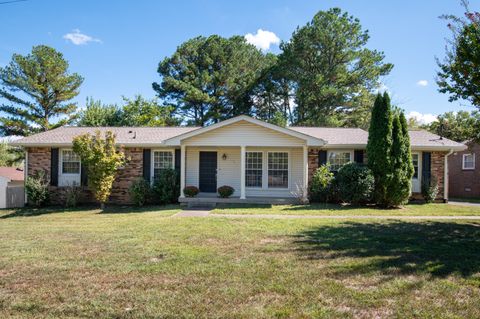 208 Crestmont Dr Hendersonville TN 37075