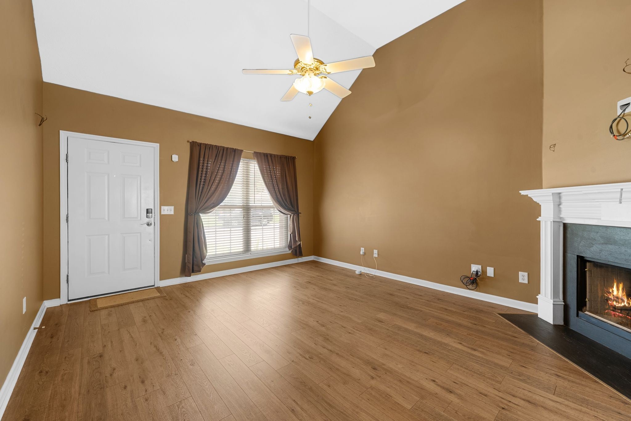 1920 Port James Cir