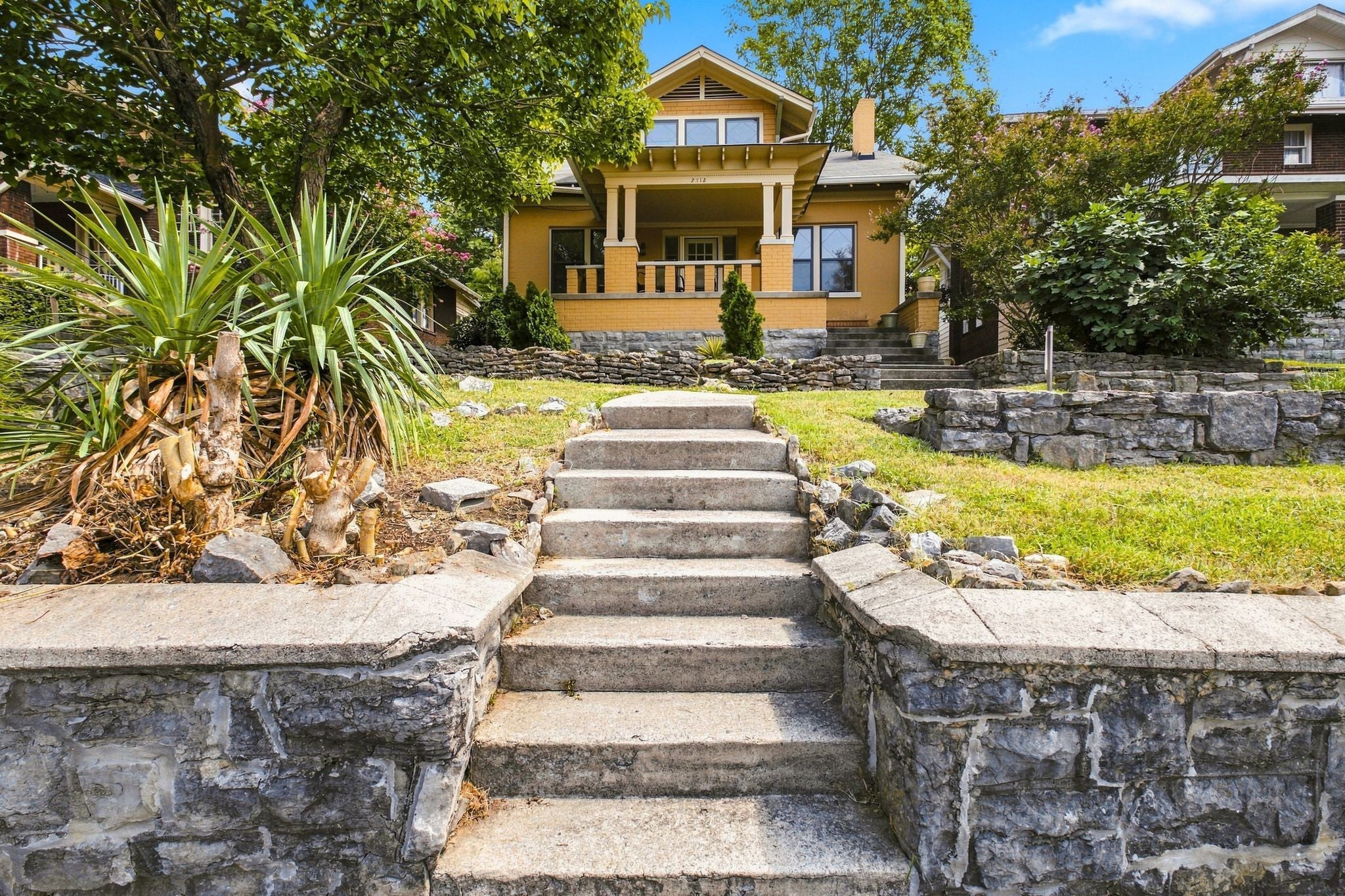 4-bed listing at 2112 15th Ave S, Nashville