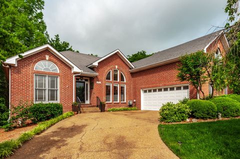 6737 Autumnwood Dr Nashville TN 37221