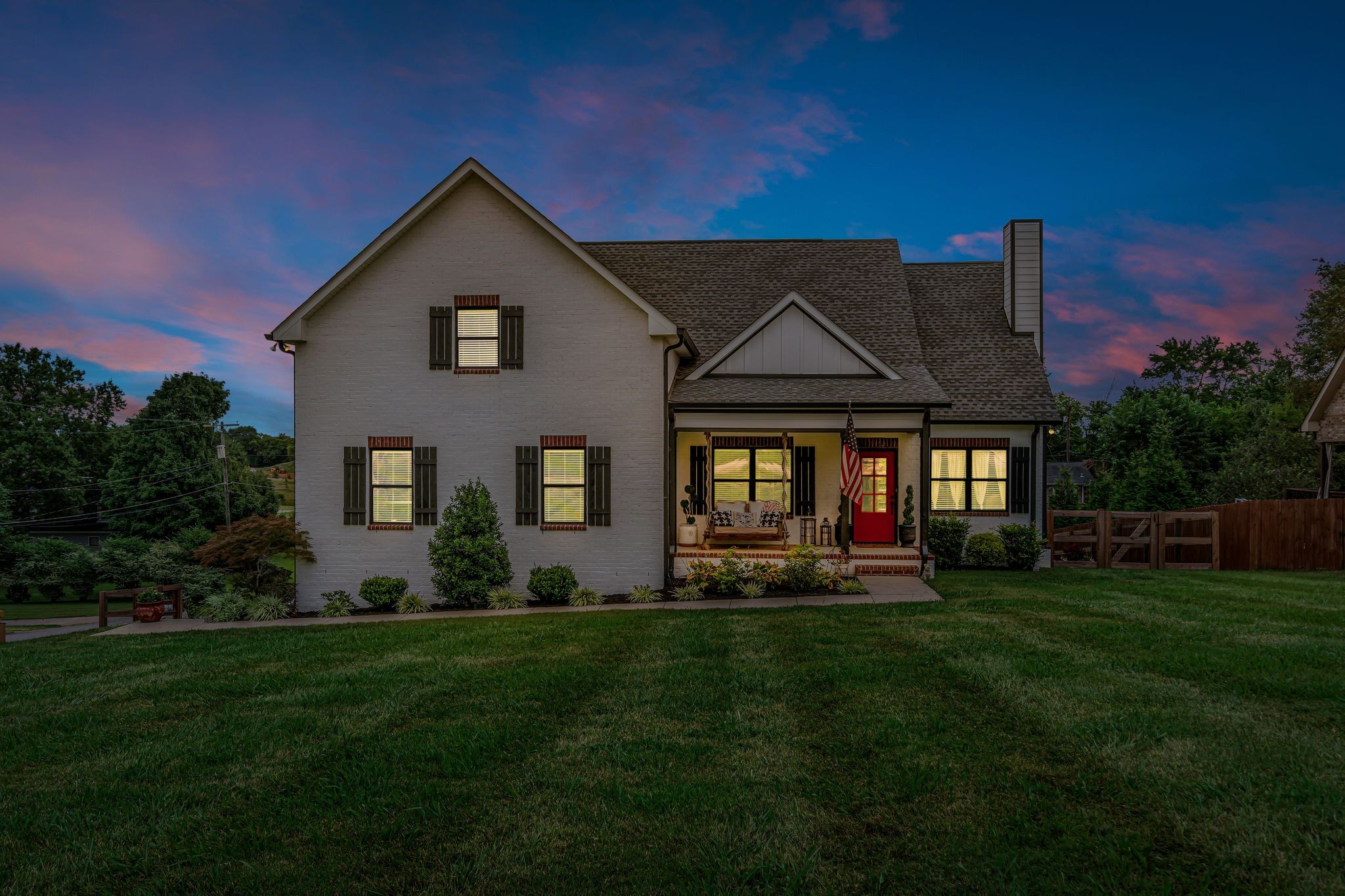 105 Lakeview Dr