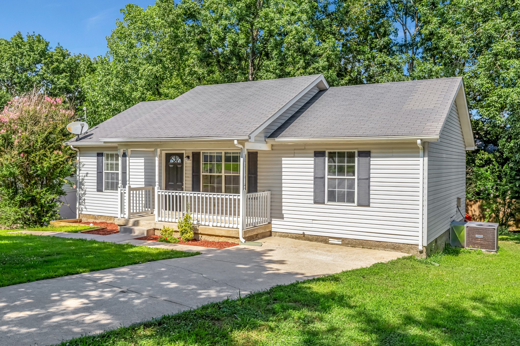 316 Crockett Ct