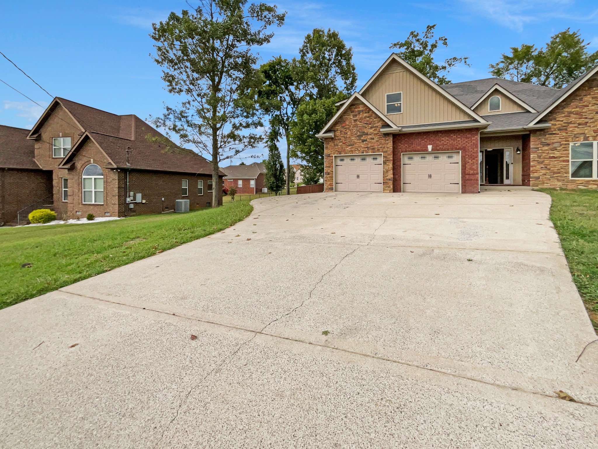 1009 Lily Ann Ct