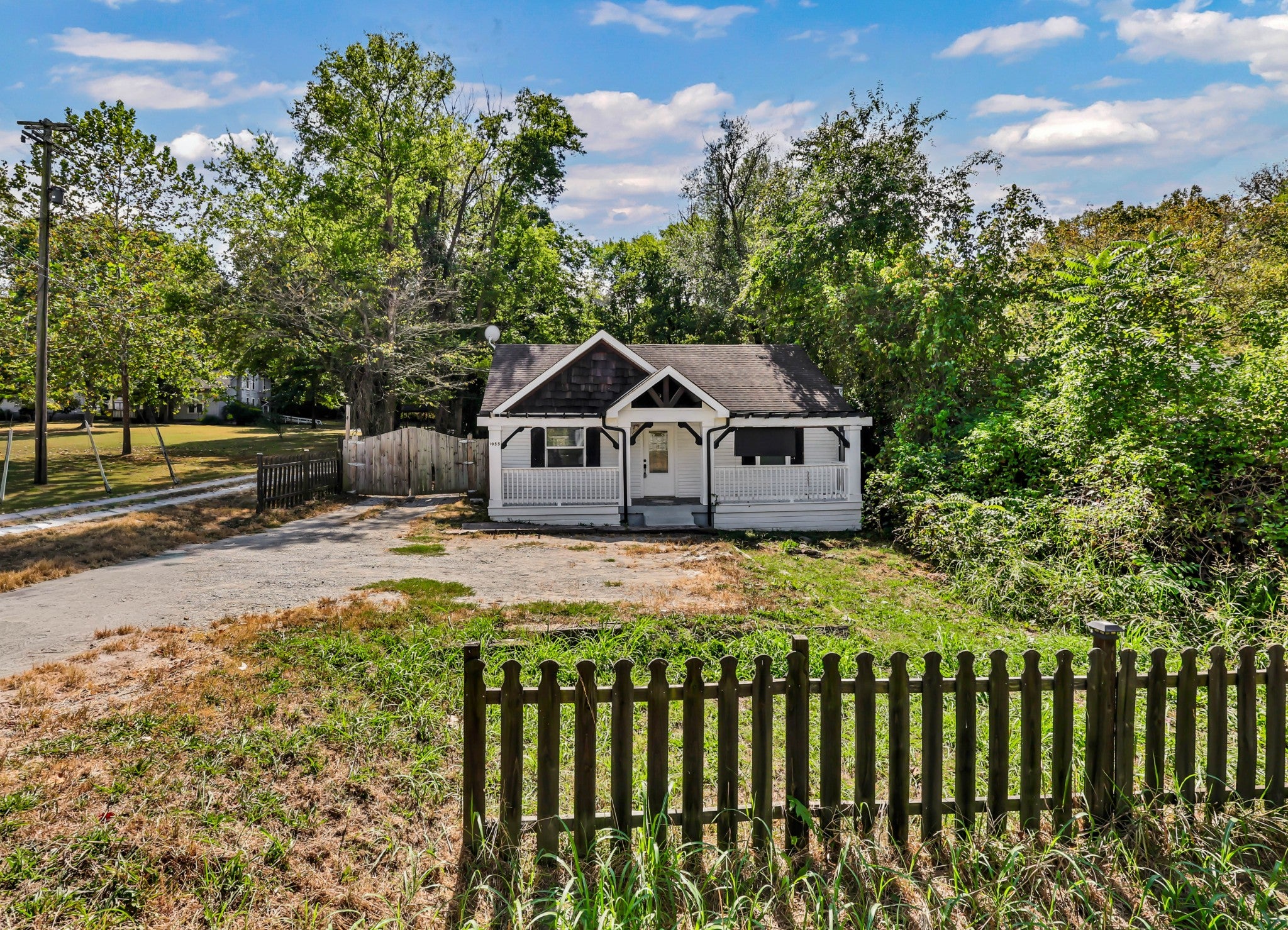 1055 Antioch Pike