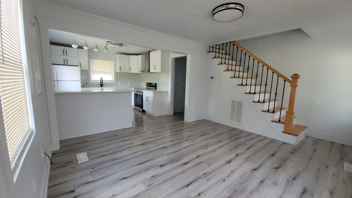 1055 Antioch Pike