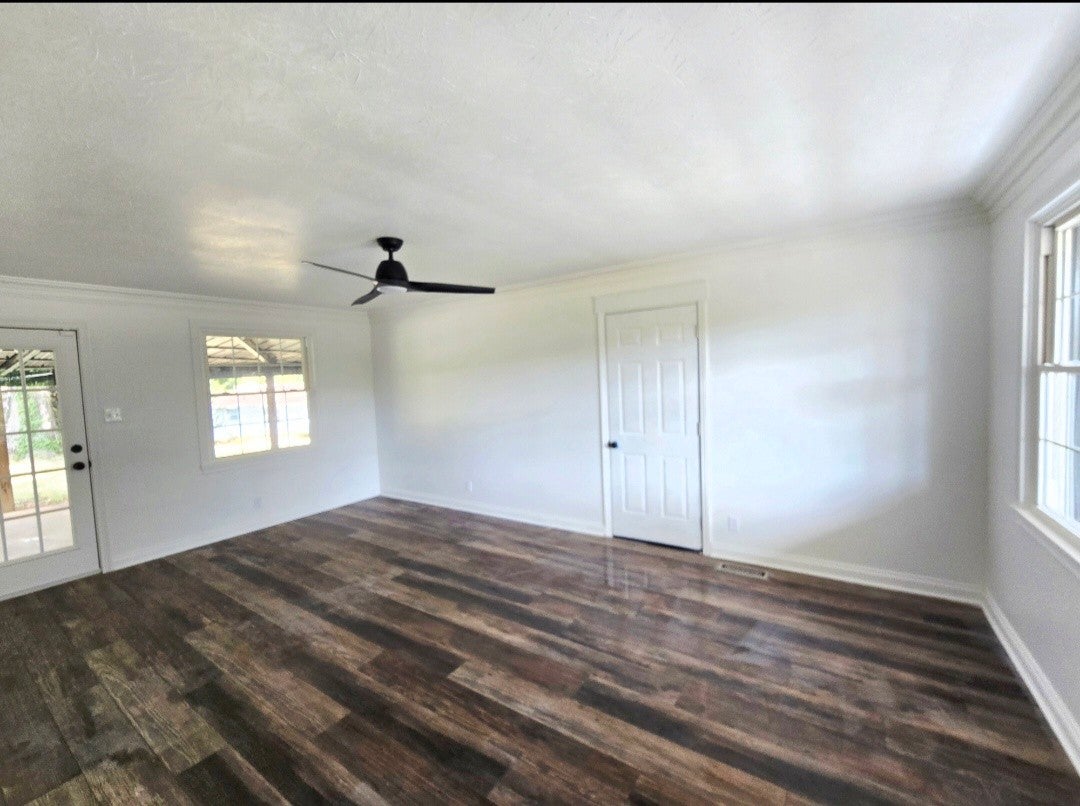 1787 W Elmwood Rd