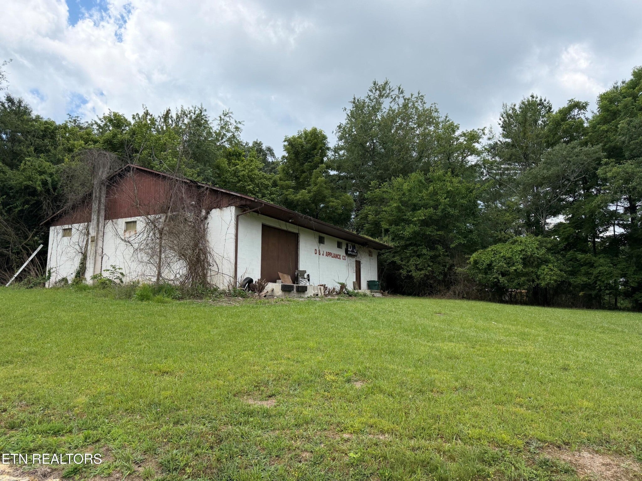 424 Cook Rd