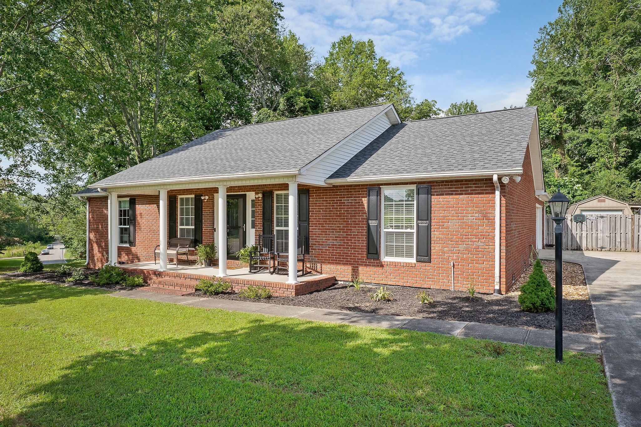 143 Old Qualls Rd