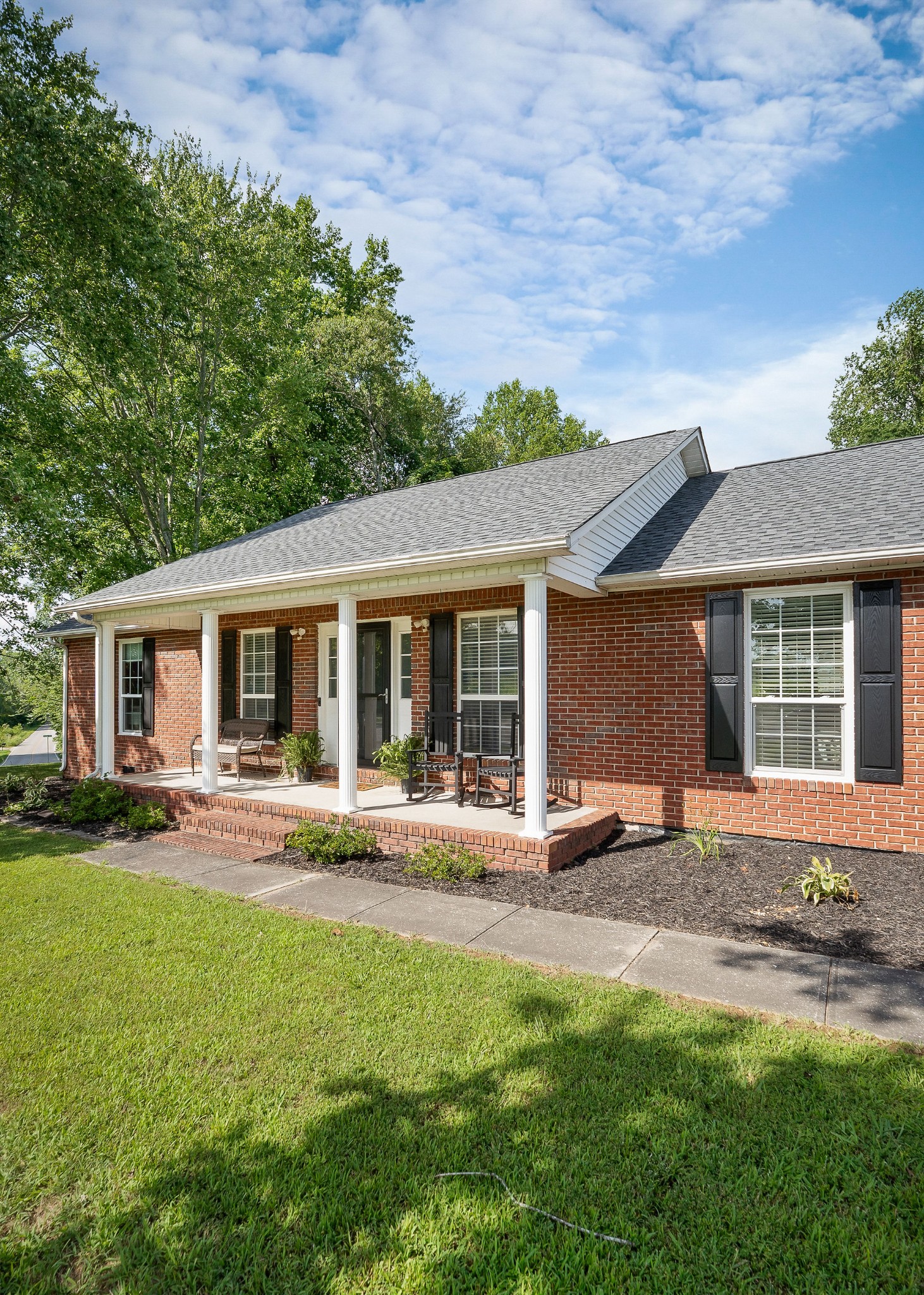 143 Old Qualls Rd