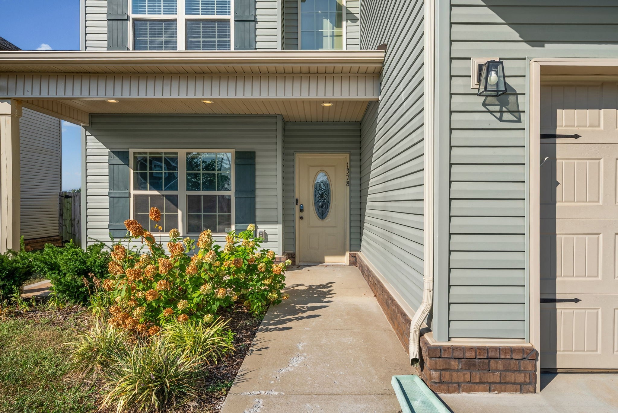 1378 Dan Brown Dr
