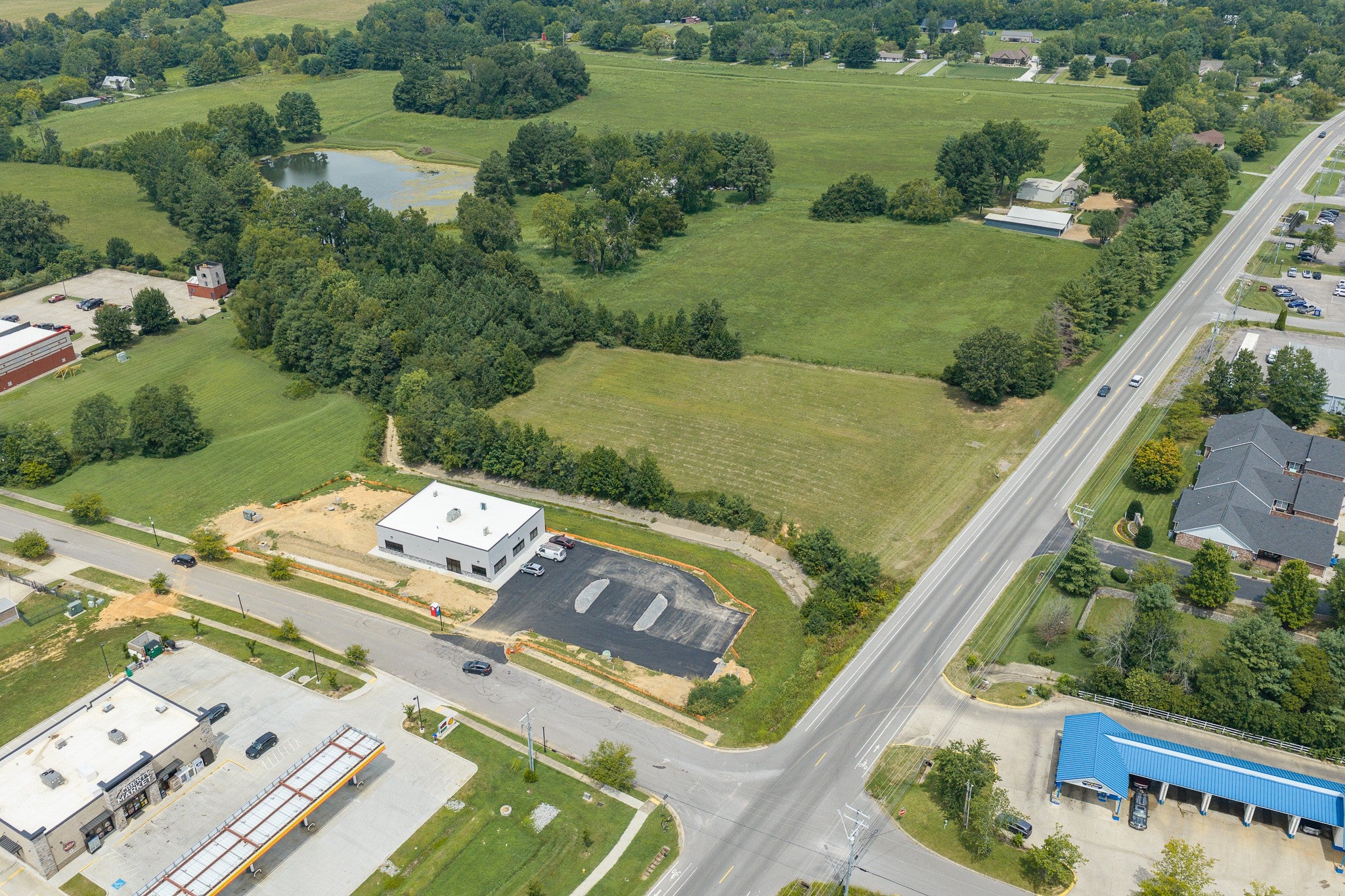 2365 Highway 31 W