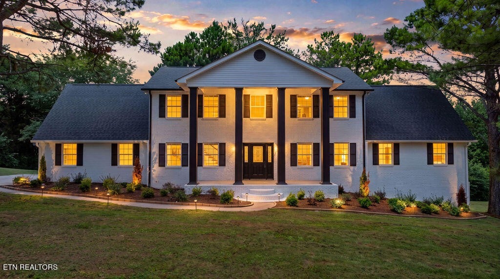 12801 Peach View Drive
