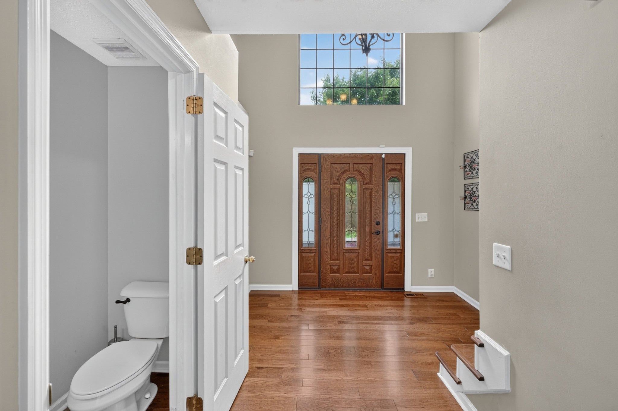 1909 Argo Ln