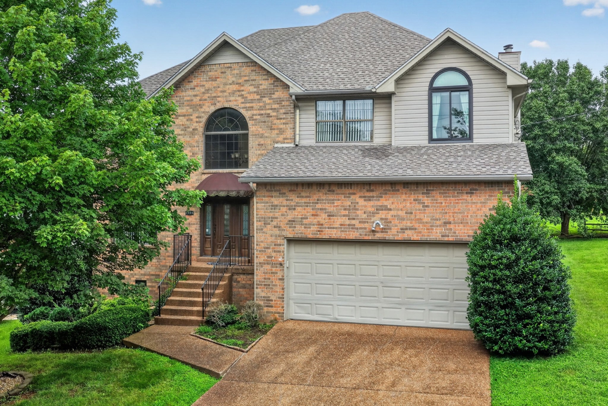 1909 Argo Ln
