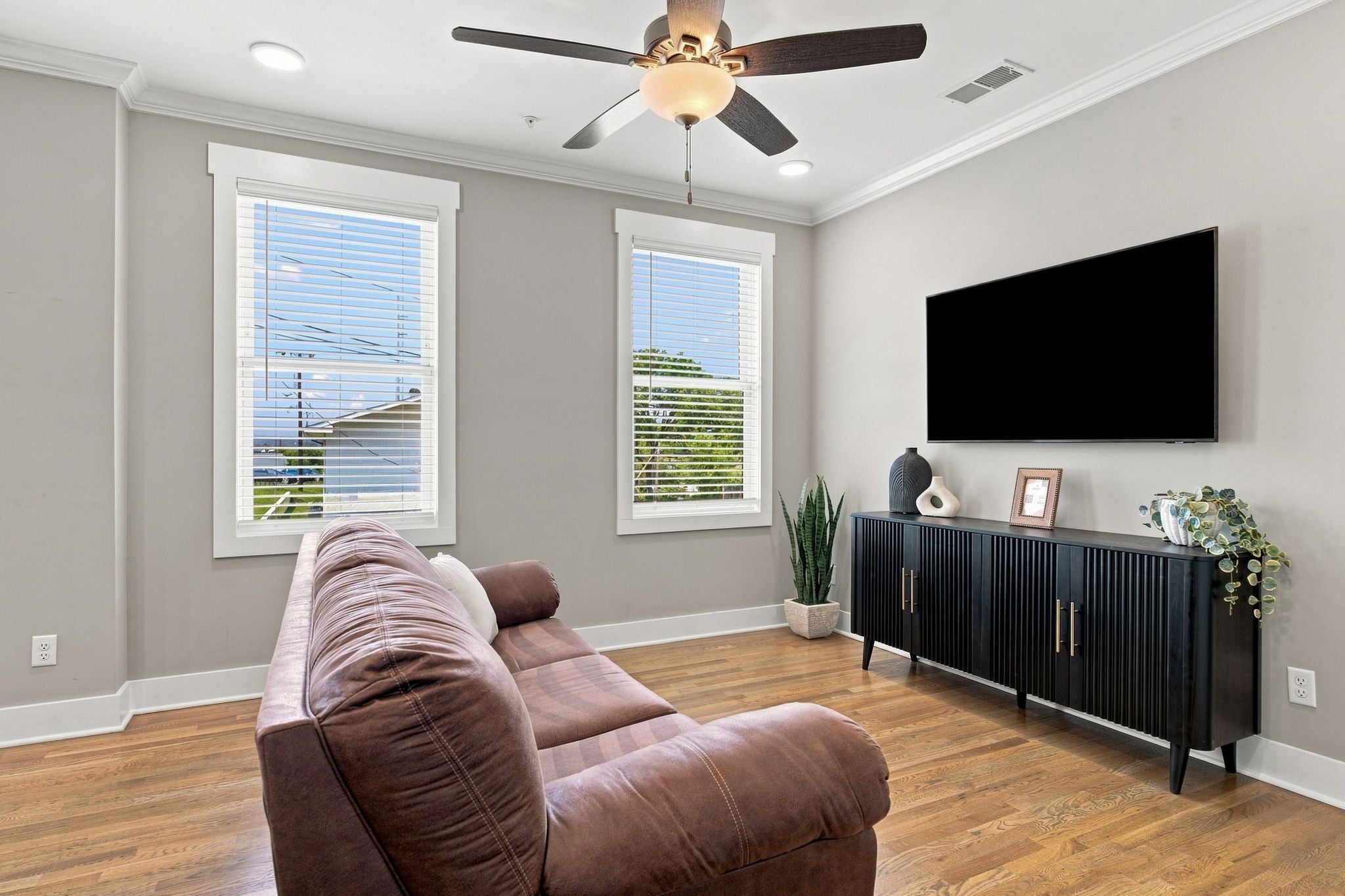 1-bed home for sale in Nashville, TN 37209, 4405 Kentucky Ave 202 4405 Kentucky Ave 202, Nashville TN 37209 1-bed home, photo 4 of 27