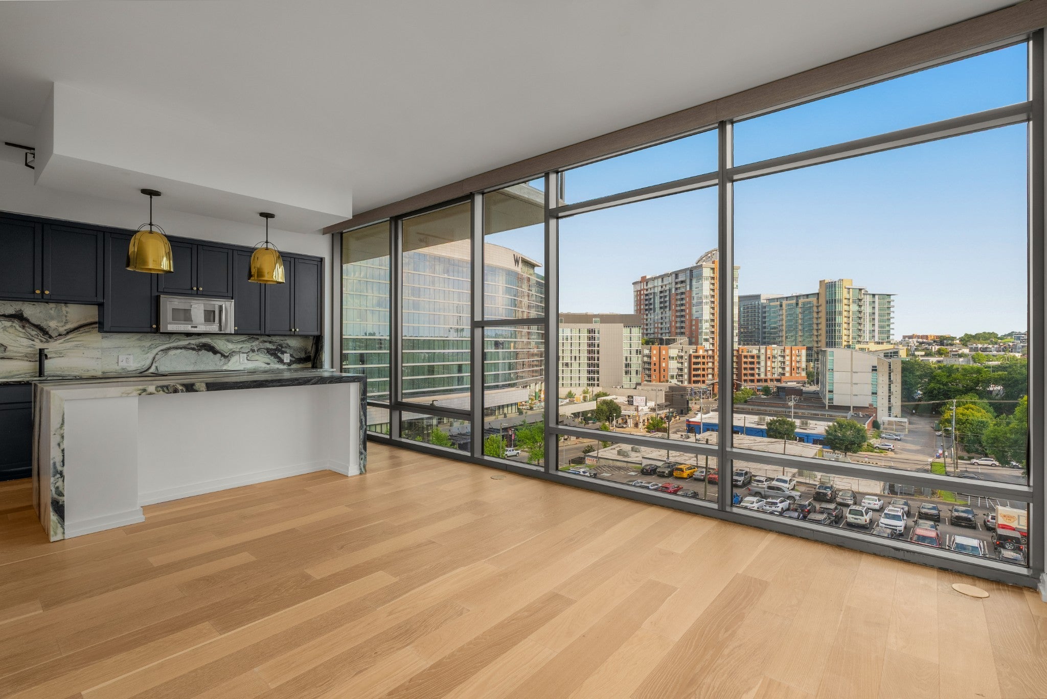 1212 Laurel St 609