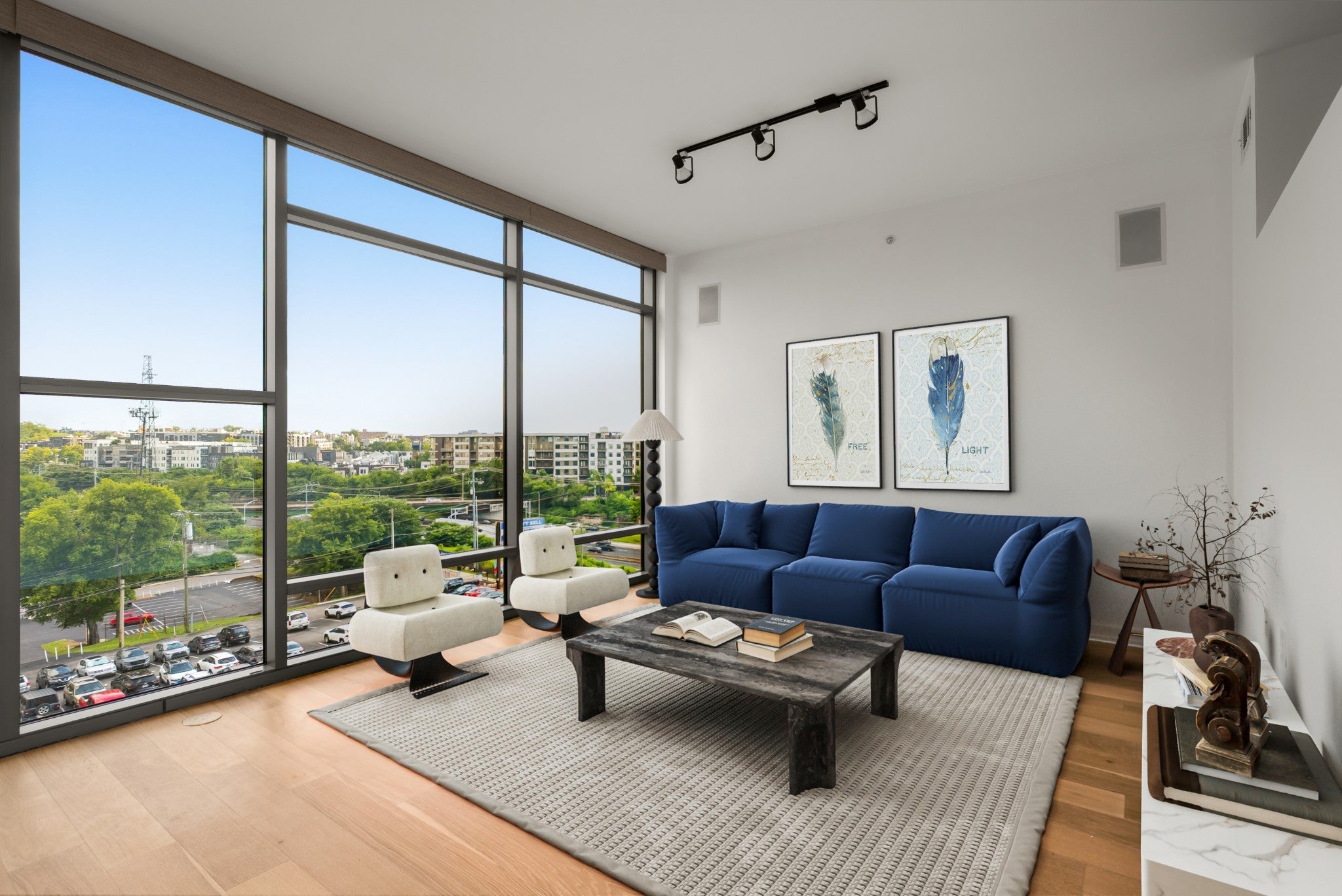1212 Laurel St 609