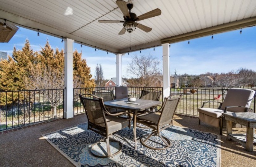 301 Chamblee Ct