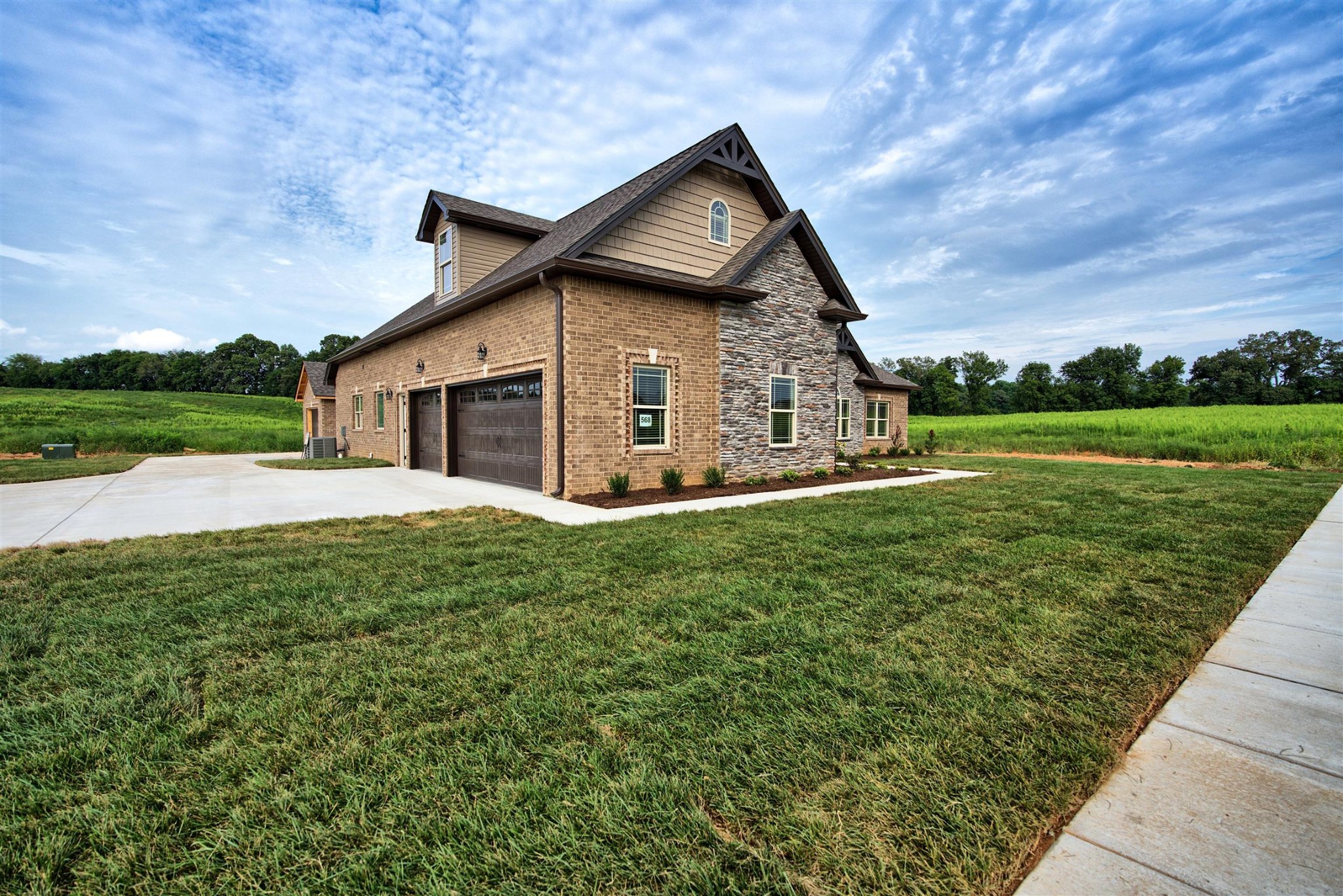 839 Shady Bluff Trail
