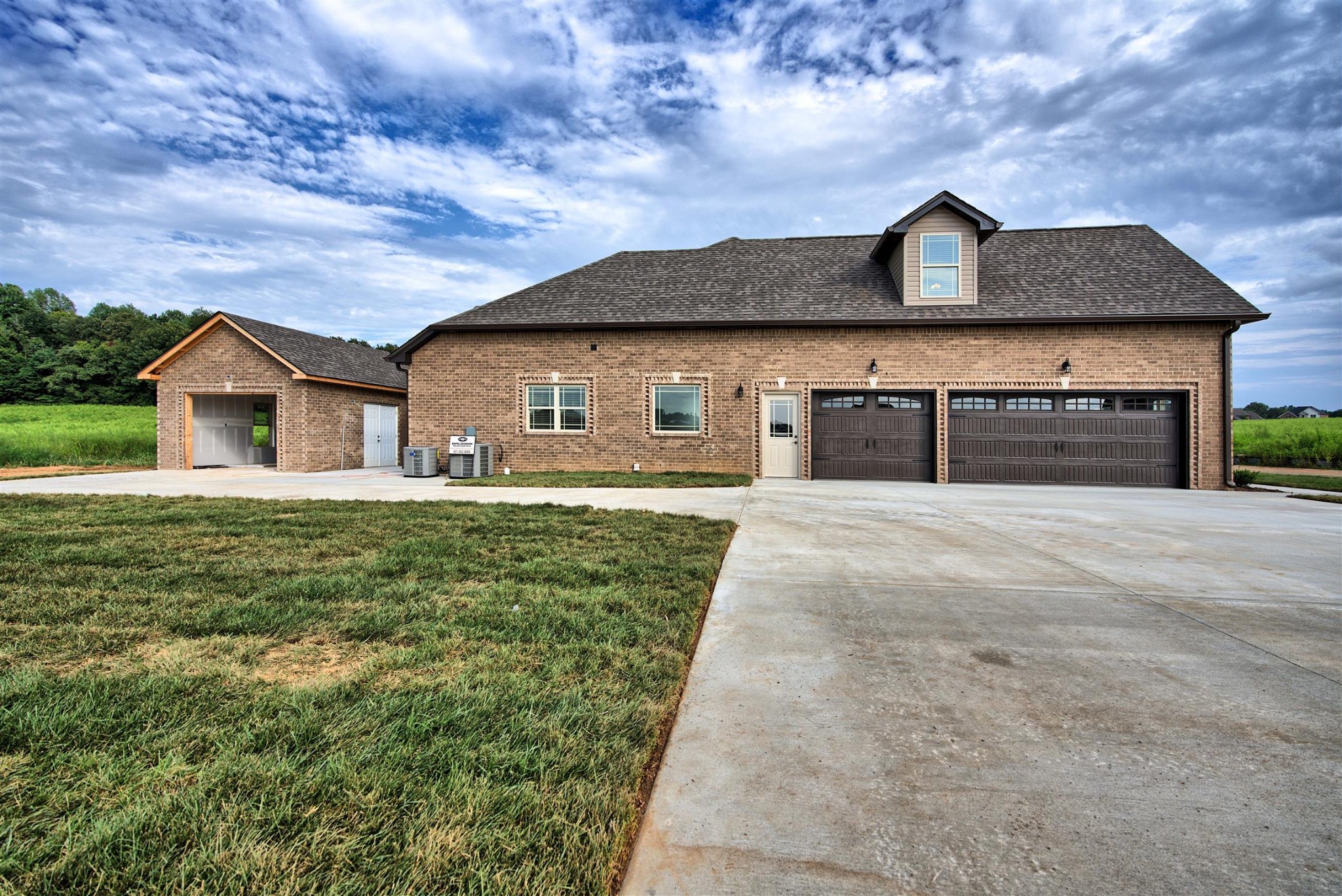 839 Shady Bluff Trail