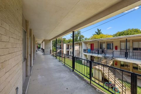 550 Harding Pl D117 Nashville TN 37211