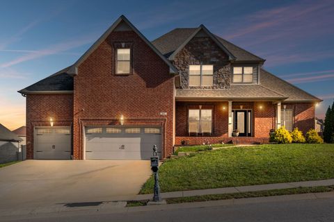 966 Terraceside Cir Clarksville TN 37040