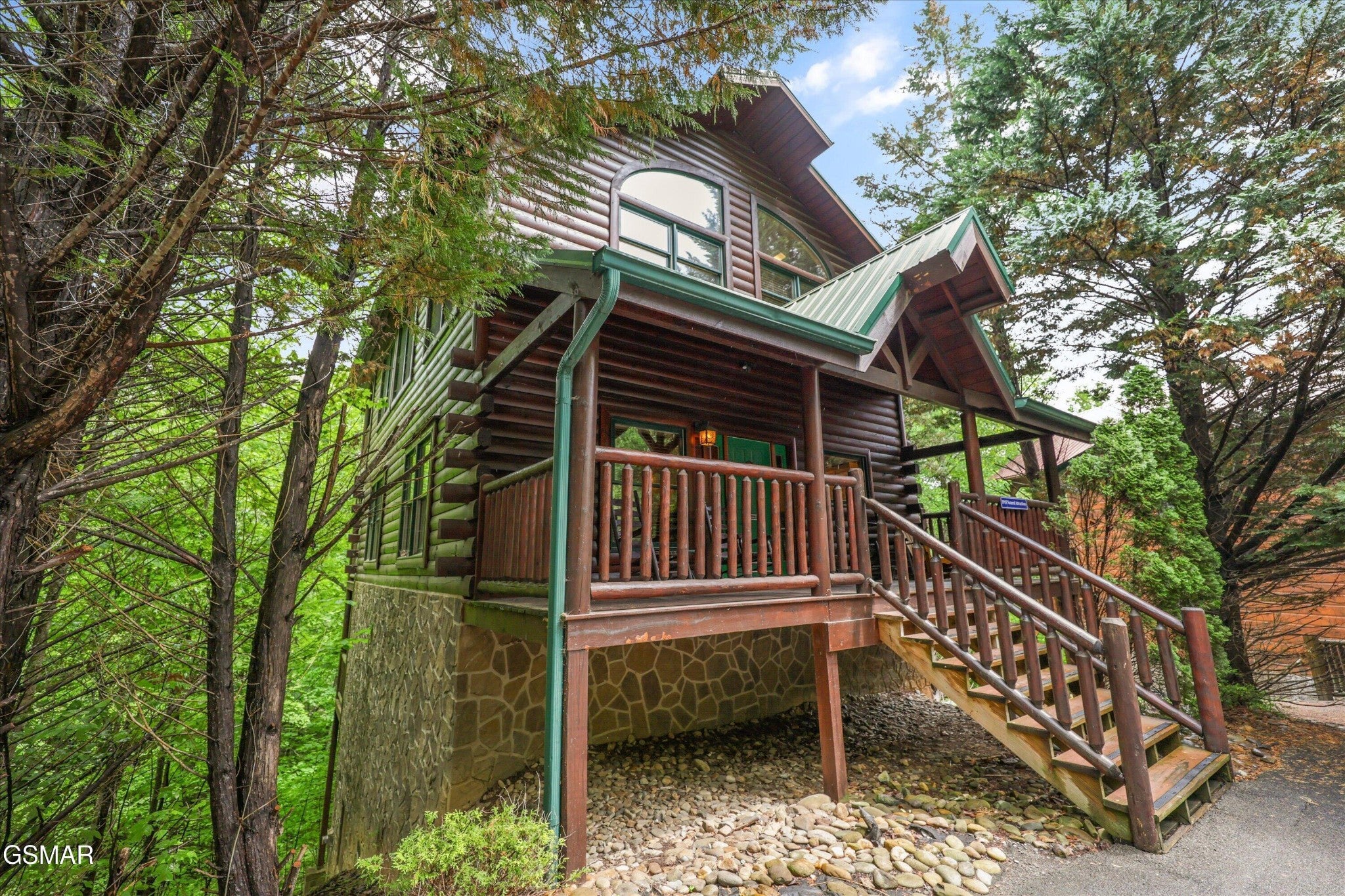 1915 Elk Springs Way