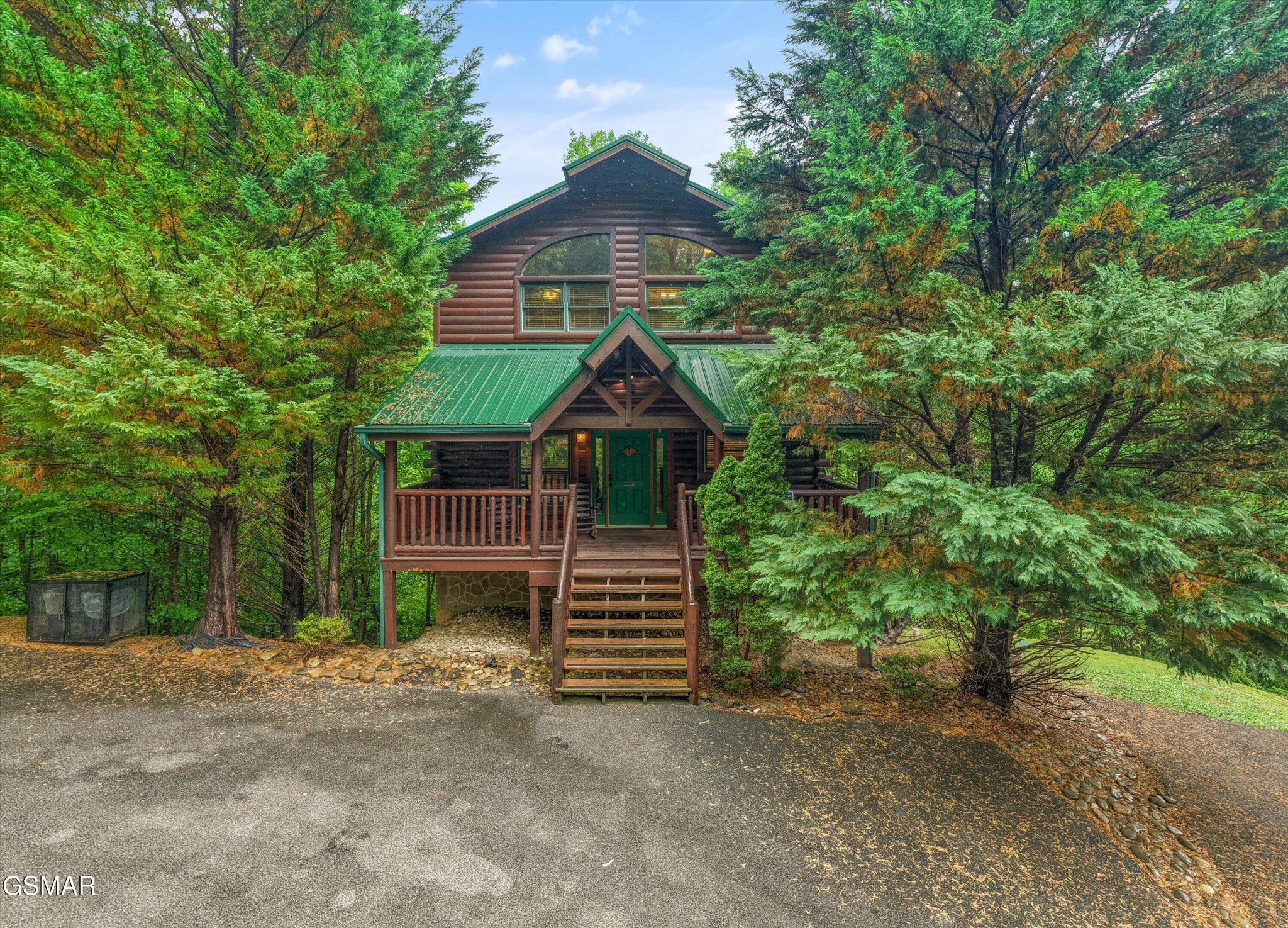 1915 Elk Springs Way