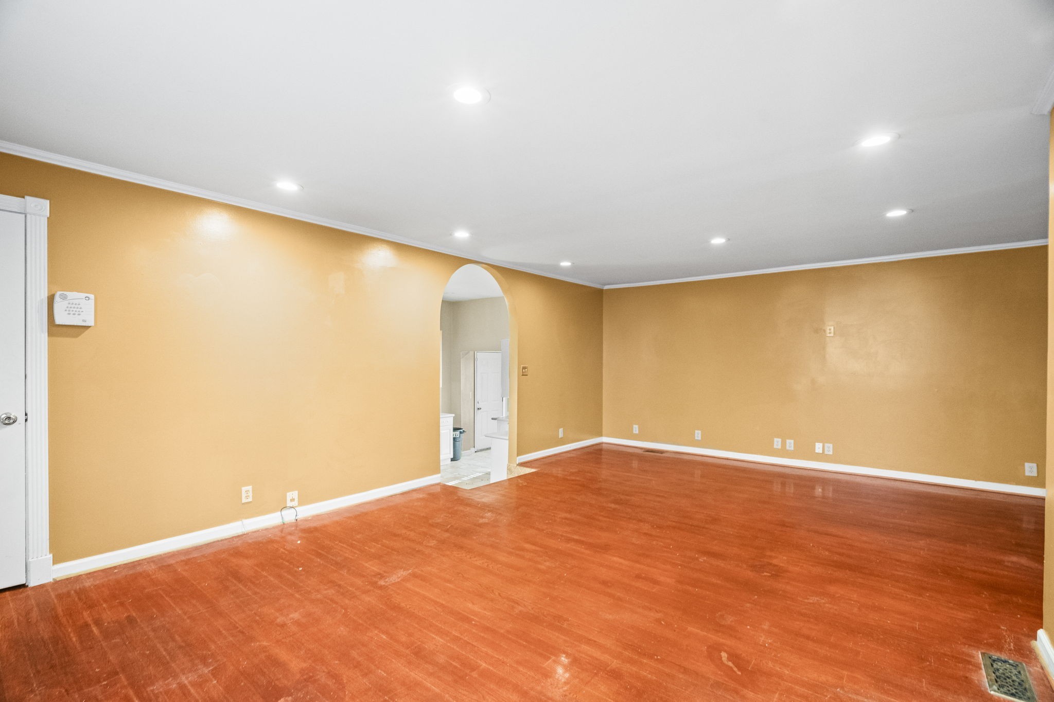 723 Vanderhorst Dr