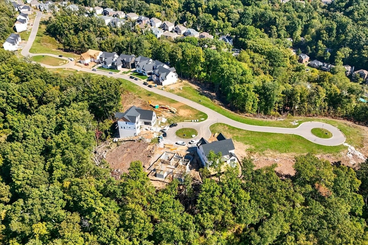 832 Summit Oaks Ct