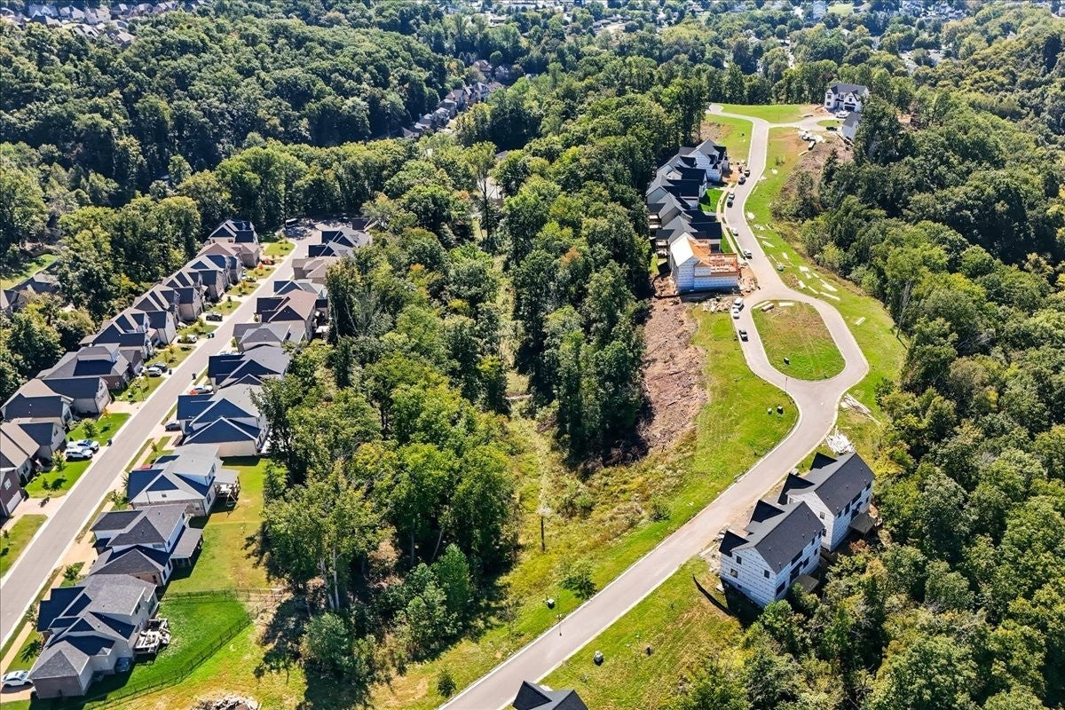 832 Summit Oaks Ct