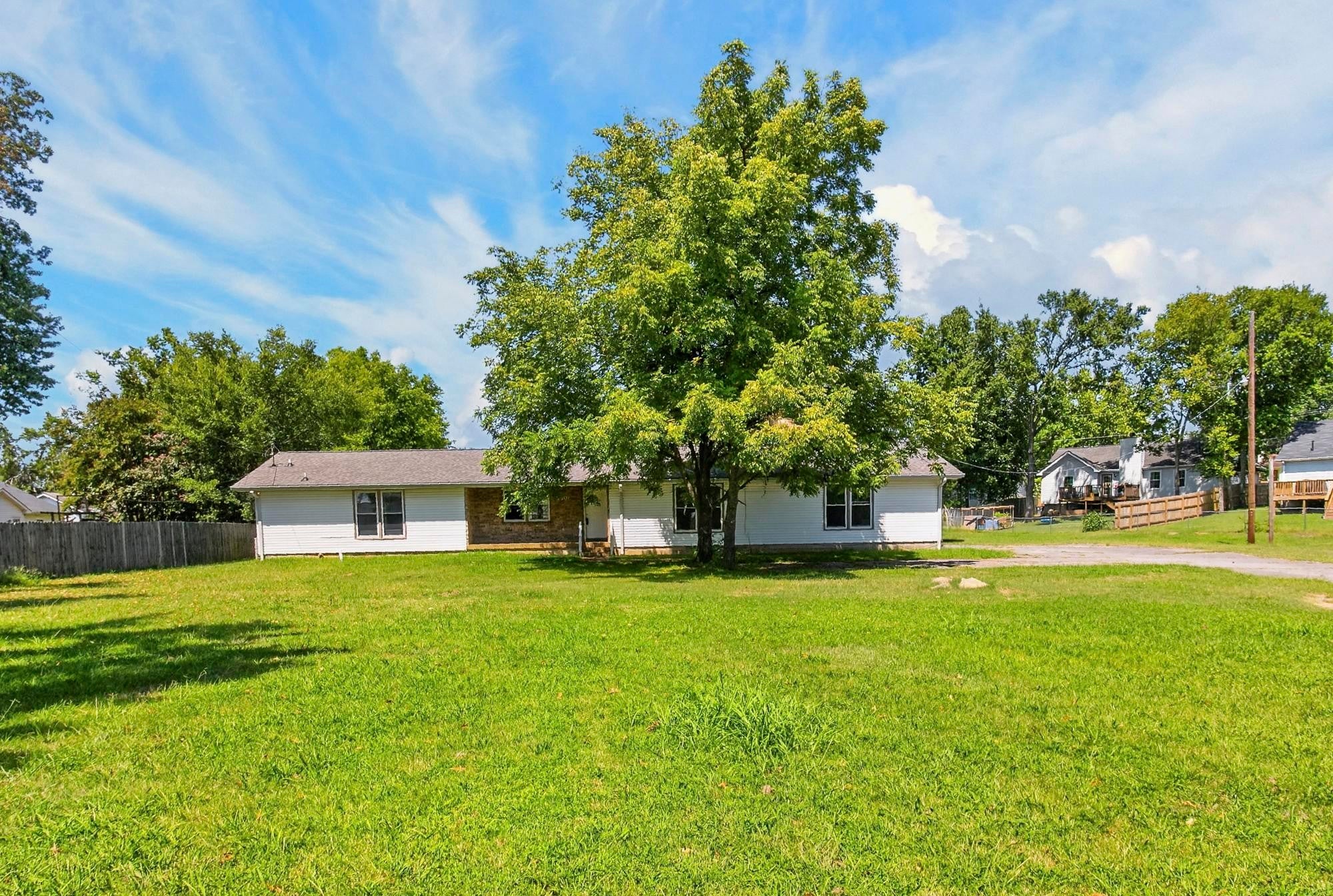 3300 Hamilton Church Rd
