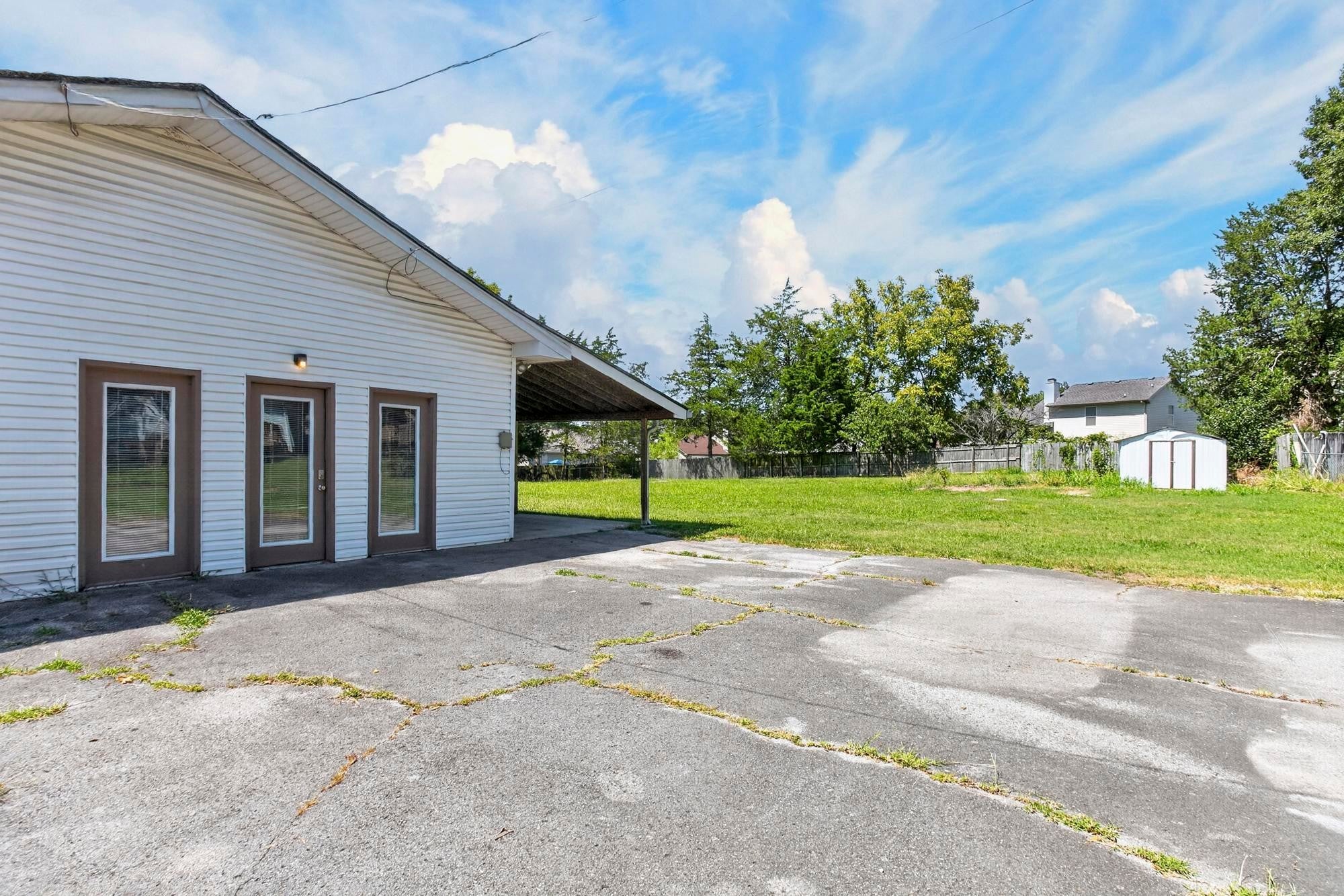 3300 Hamilton Church Rd