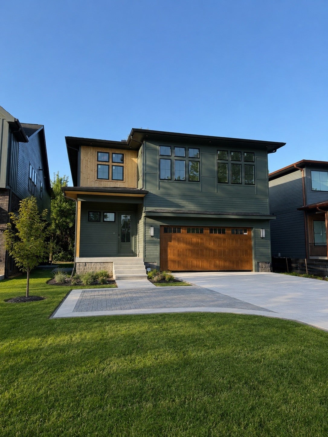 4-bed listing at 557 Watsonwood Dr, Nashville