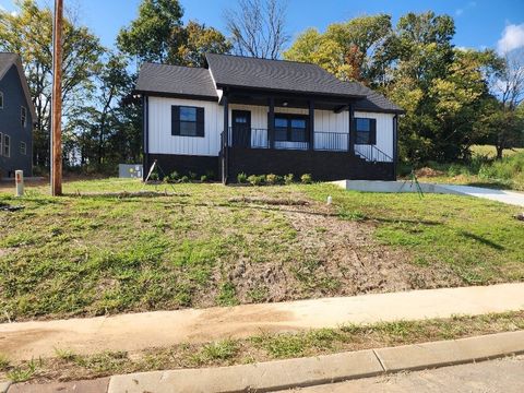 195 Scenic Ln Hartsville TN 37074