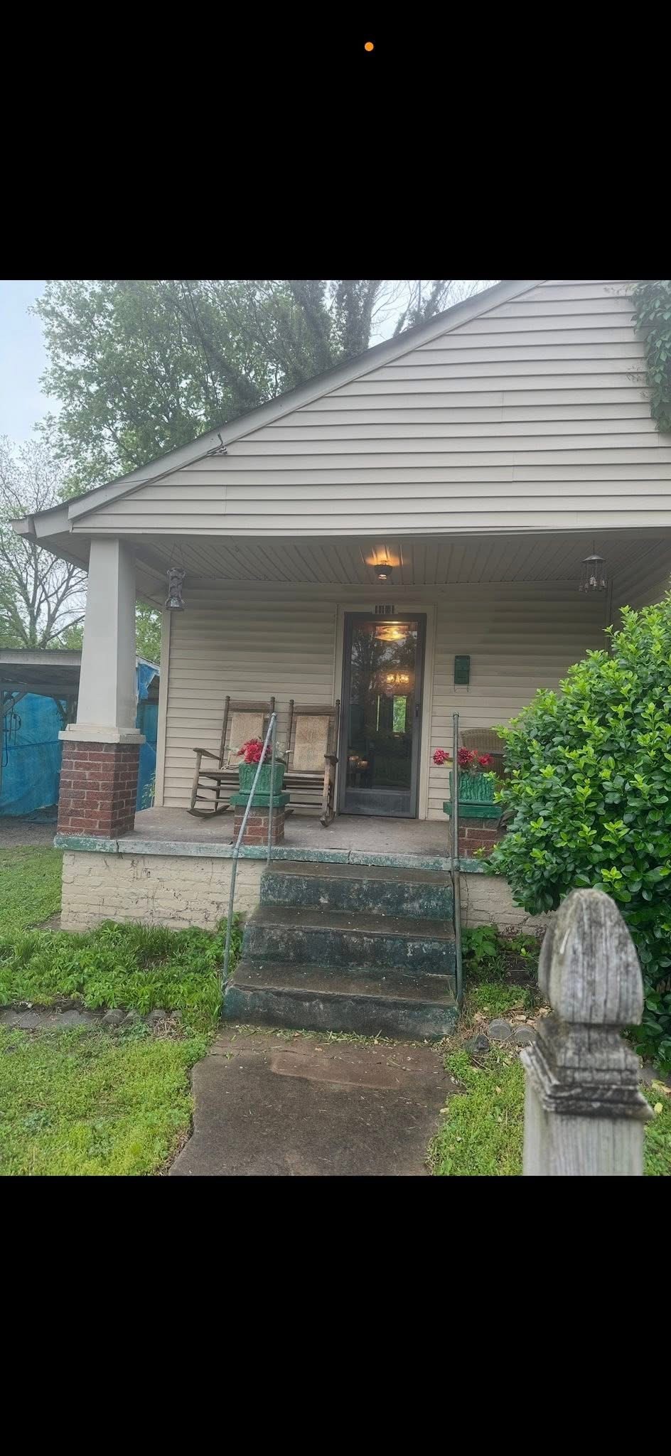 111 Commerce Ave