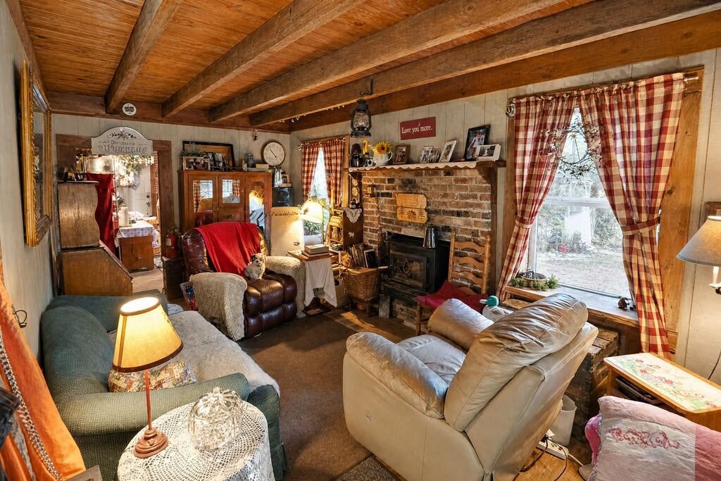 116 Sugar Tree School Rd