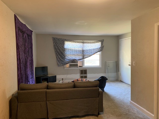 621 Glendale Pl