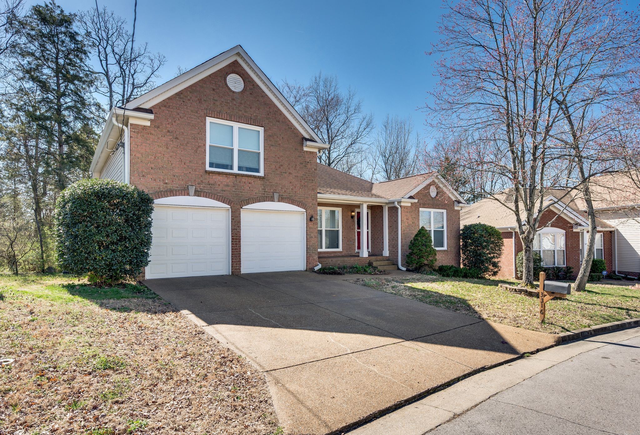 Nashville, Tennessee 37217, United States, 3 Bedrooms Bedrooms, ,2 BathroomsBathrooms,Residential,Active,80206