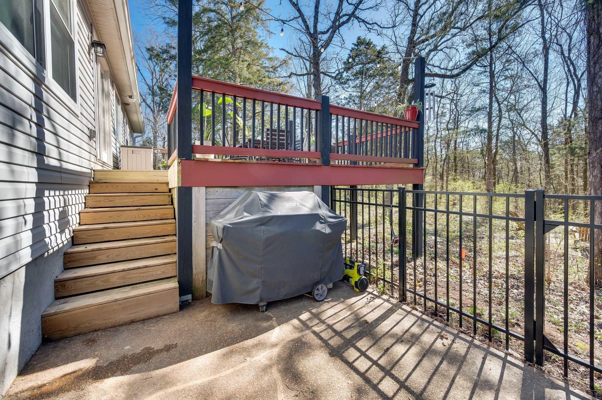 Nashville, Tennessee 37217, United States, 3 Bedrooms Bedrooms, ,2 BathroomsBathrooms,Residential,Active,80206